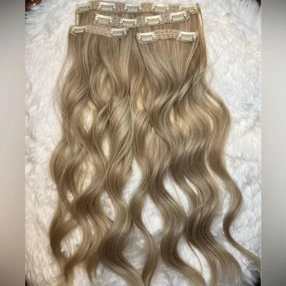 20 Inch Clip in Medium Dark Blonde Hair extensions wavy 4 thick pieces - Picture 9 of 10